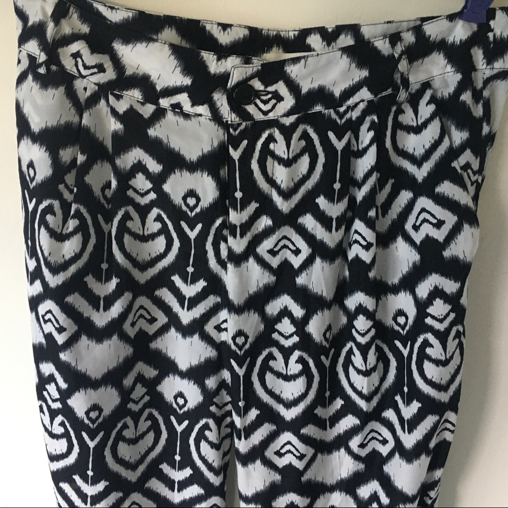 Sans Souci patterned pants